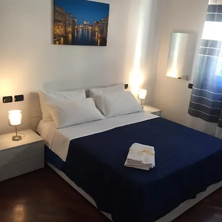 Dali House Airport And Fiera Fiumicino