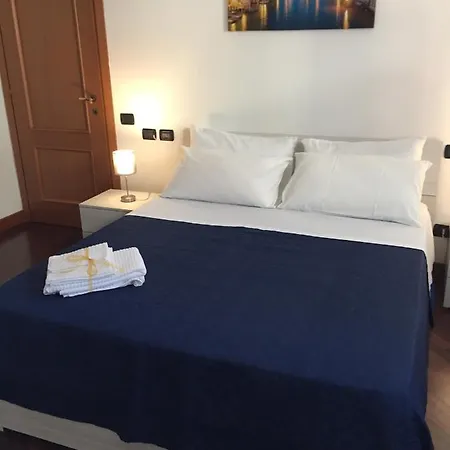 Dali House Airport And Fiera Fiumicino